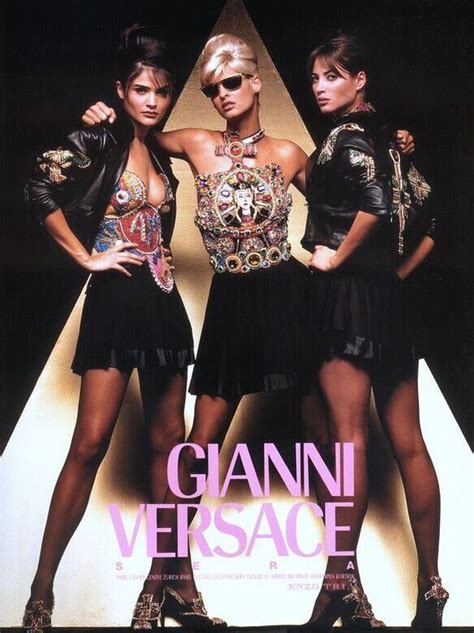 versace fashion history.